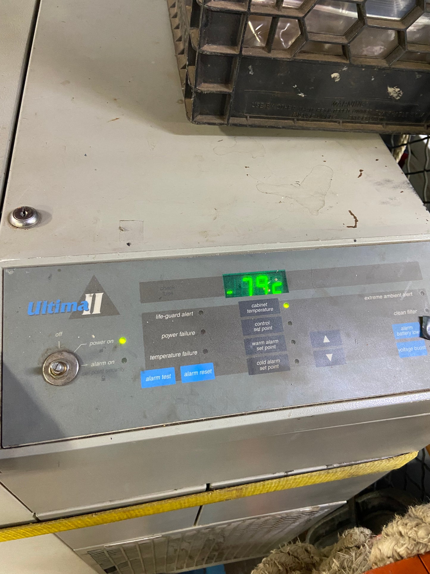 -80 Thermo Scientific freezer